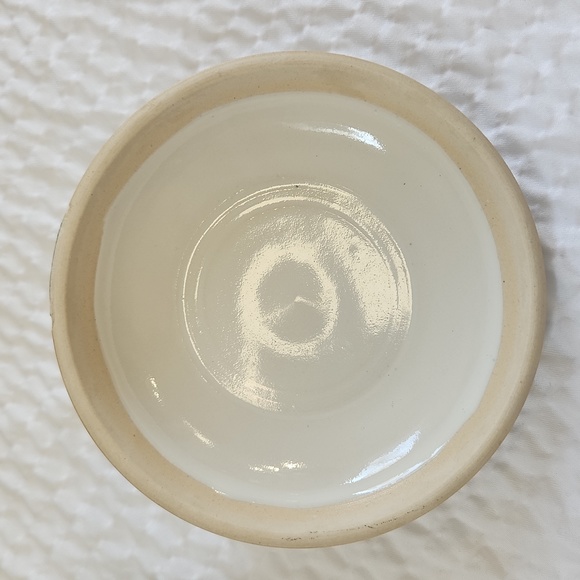 Vintage Pottery Cheese/Butter Dish - Picture 5 of 6